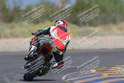 media/Sep-25-2023-Moto Forza (Mon) [[81ffa65e0a]]/B-C Group/Session 4 (Turn 2 Backside)/